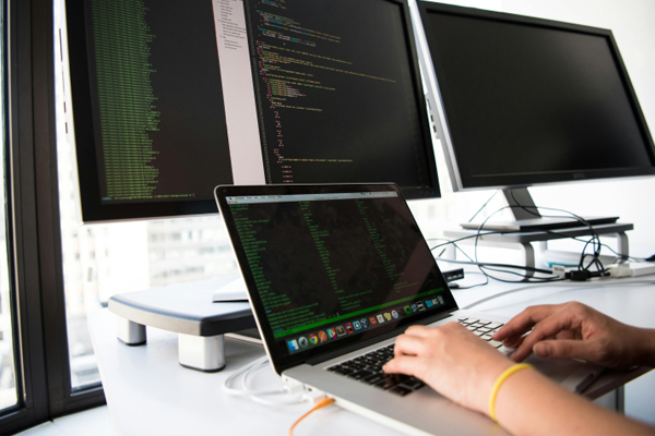 馮氏智能科技取得鈑金焊接精準(zhǔn)定位裝置專利，解決鈑金焊接固定問題:鈑金